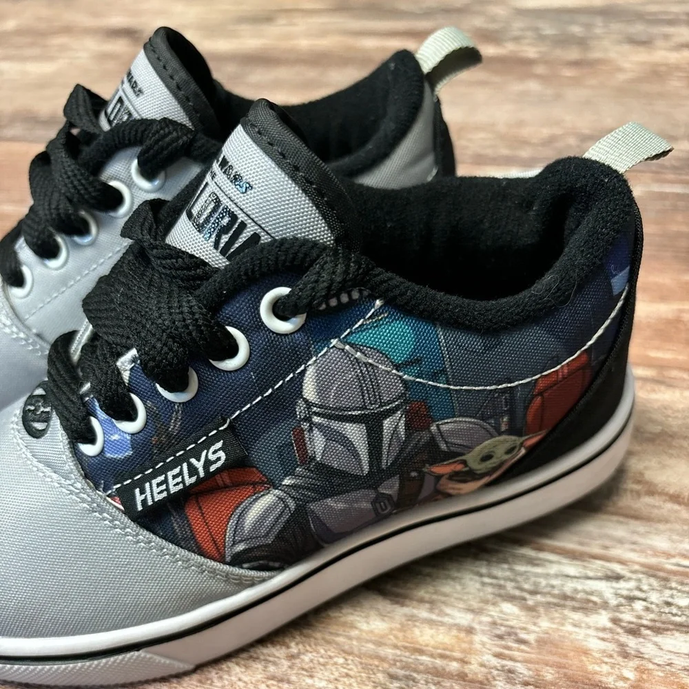 Heelys | LIKE NEW! EUC Star Wars Mandalorian Skate Shoes, Size 1 (Youth)